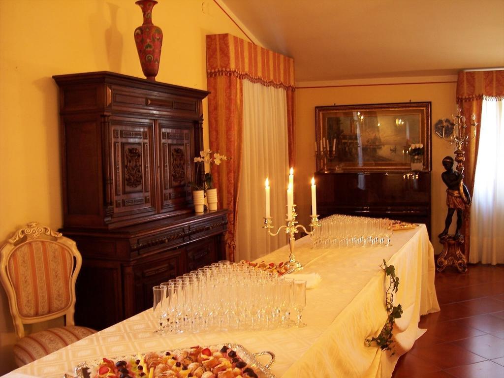 Castello D'Abruzzo Hotell Ripa Teatina Exteriör bild
